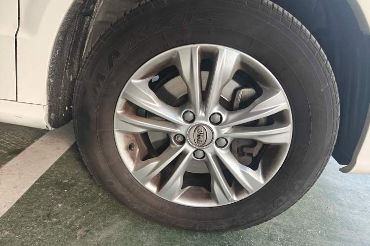 Used BYD e6 2016 400 Elite Edition Right Front Wheel Hub