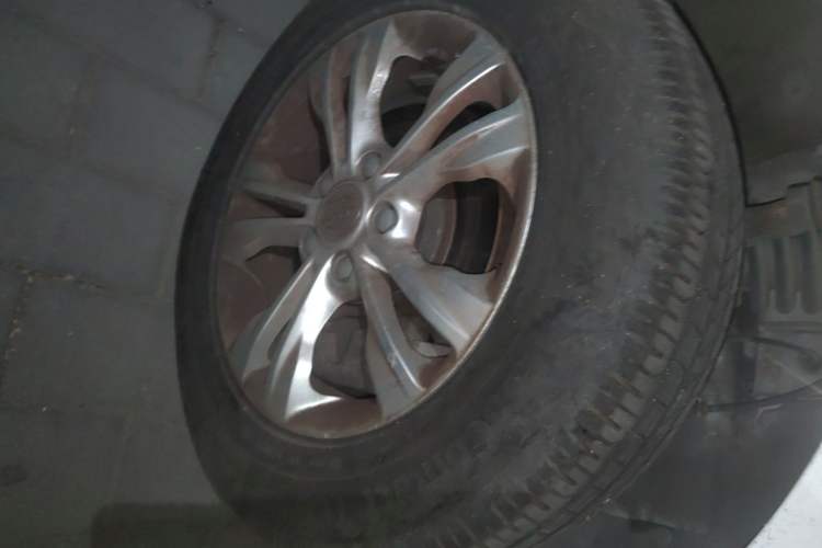 Used BYD e6 2016 400 Elite Edition Right Front Wheel Hub