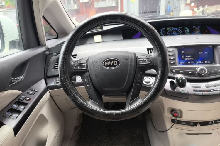 Used BYD e6 2016 400 Elite Edition Steering Wheel