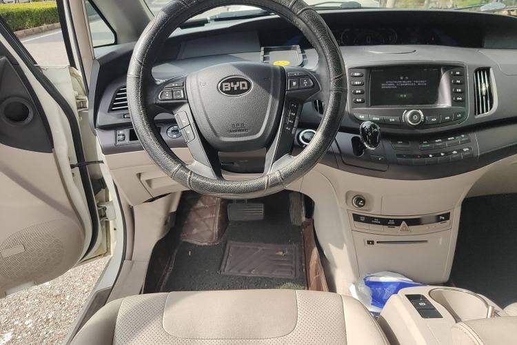 Used BYD e6 2016 400 Elite Edition Steering Wheel