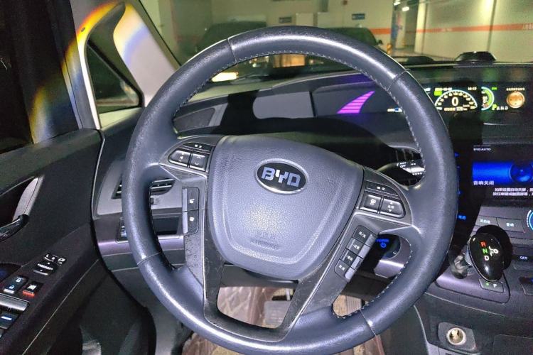 Used BYD e6 2016 400 Elite Edition Steering Wheel