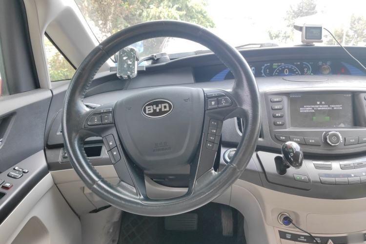 Used BYD e6 2016 400 Elite Edition Steering Wheel