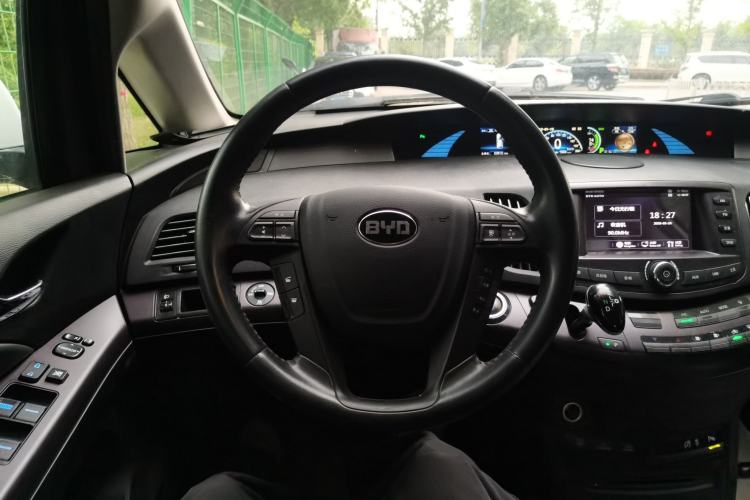 Used BYD e6 2016 400 Elite Edition Steering Wheel