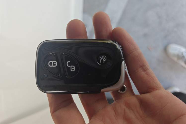 Used BYD e6 2016 400 Elite Edition Vehicle Key