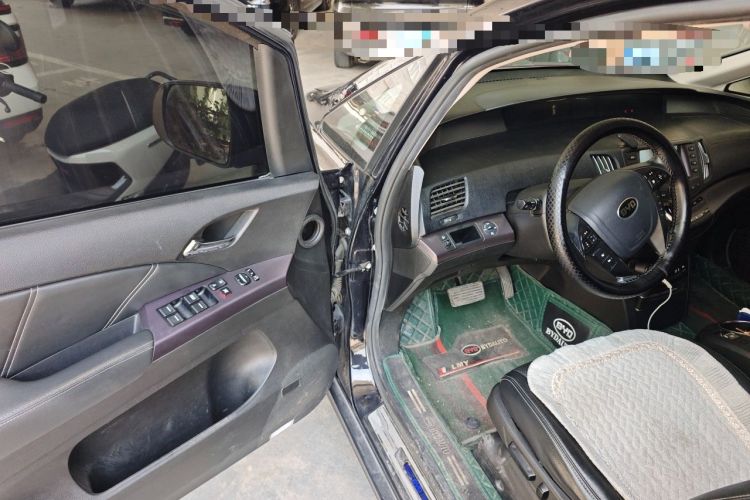 Used BYD e6 2017 400 Elite Edition Driver Seat