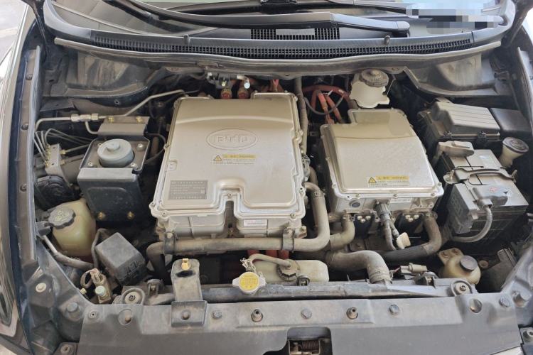 Used BYD e6 2017 400 Elite Edition Engine Bay