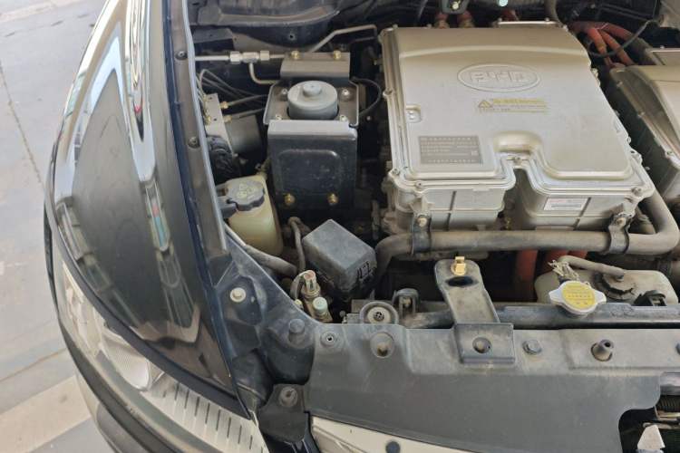 Used BYD e6 2017 400 Elite Edition Engine Bay Right