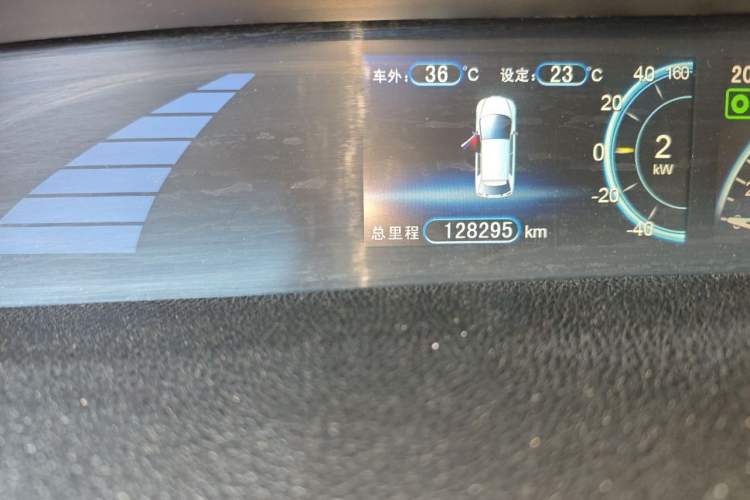 Used BYD e6 2017 400 Elite Edition Odometer Close Up