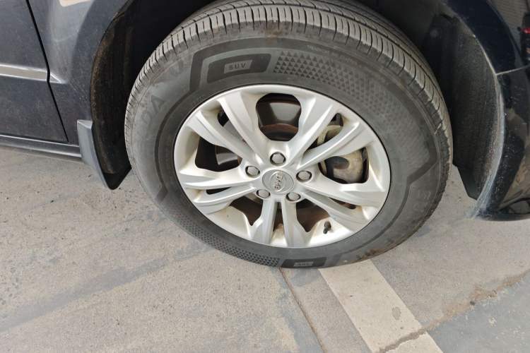 Used BYD e6 2017 400 Elite Edition Right Front Wheel Hub