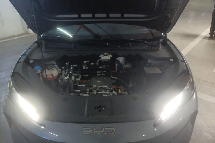 Used BYD e7 2025 Model 520 Smart Travel Edition Engine Bay