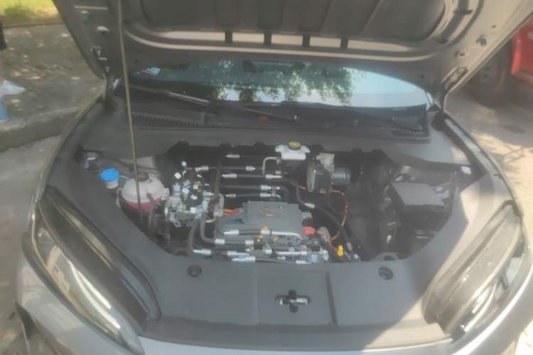Used BYD e7 2025 Model 520 Smart Mobility Edition Engine Bay