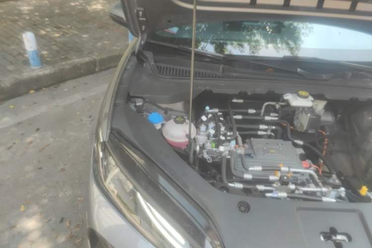 Used BYD e7 2025 Model 520 Smart Mobility Edition Engine Bay Right