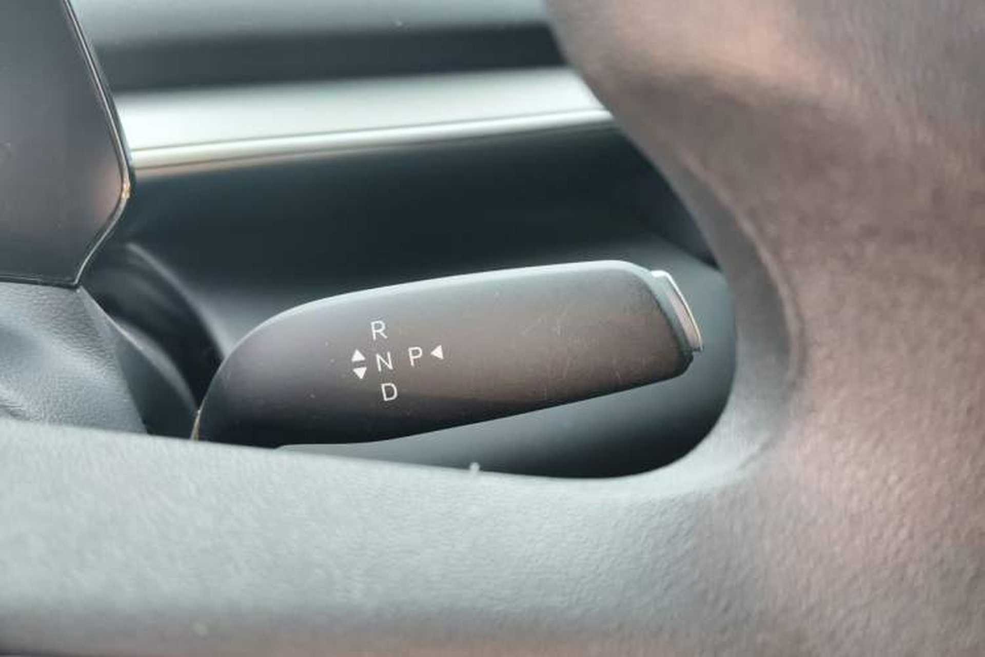 Used BYD e7 2025 Model 520 Smart Mobility Edition Gear Lever