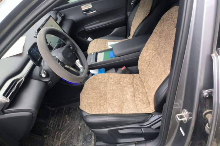 Used BYD e7 2025 Model 520 Smart Mobility Edition Left Front Seat