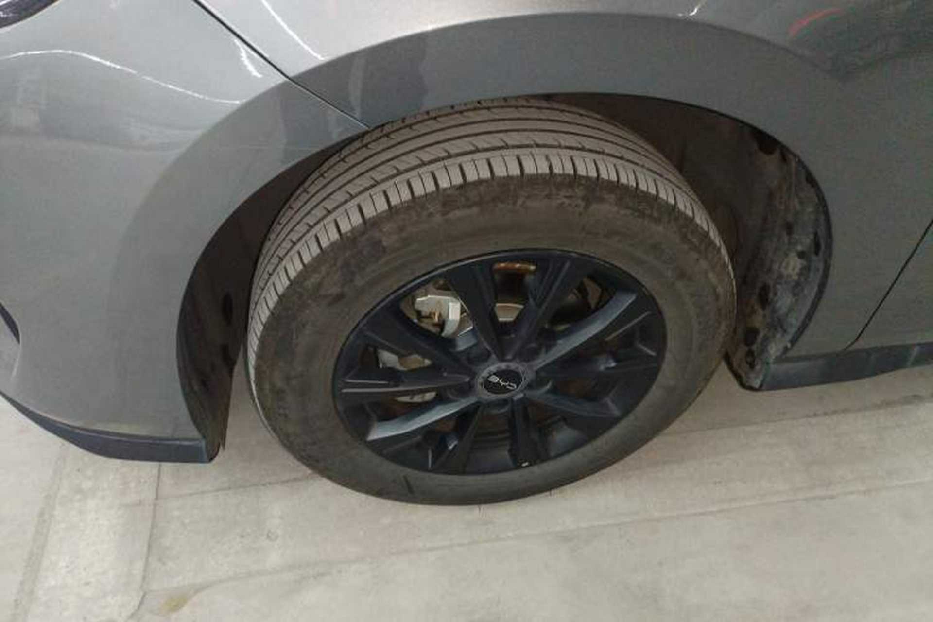 Used BYD e7 2025 Model 520 Smart Mobility Edition Left Front Wheel Hub