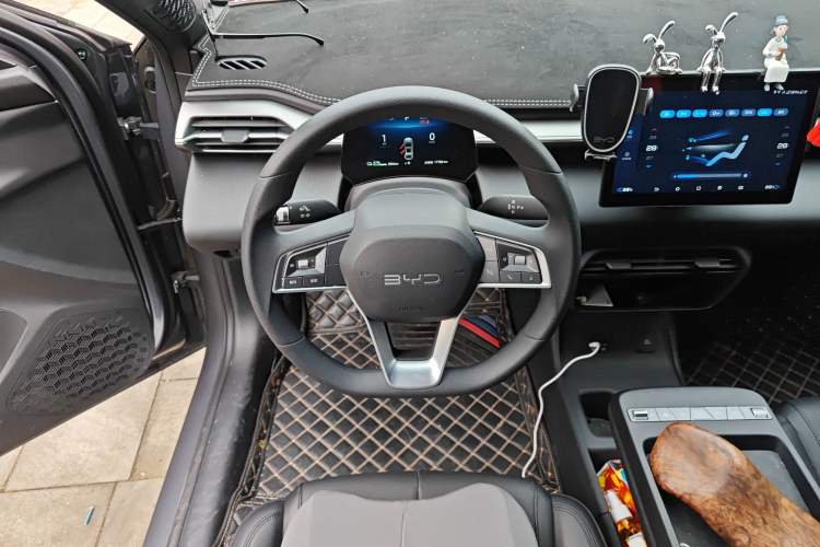 Used BYD e7 2025 Model 520 Smart Mobility Edition Steering Wheel