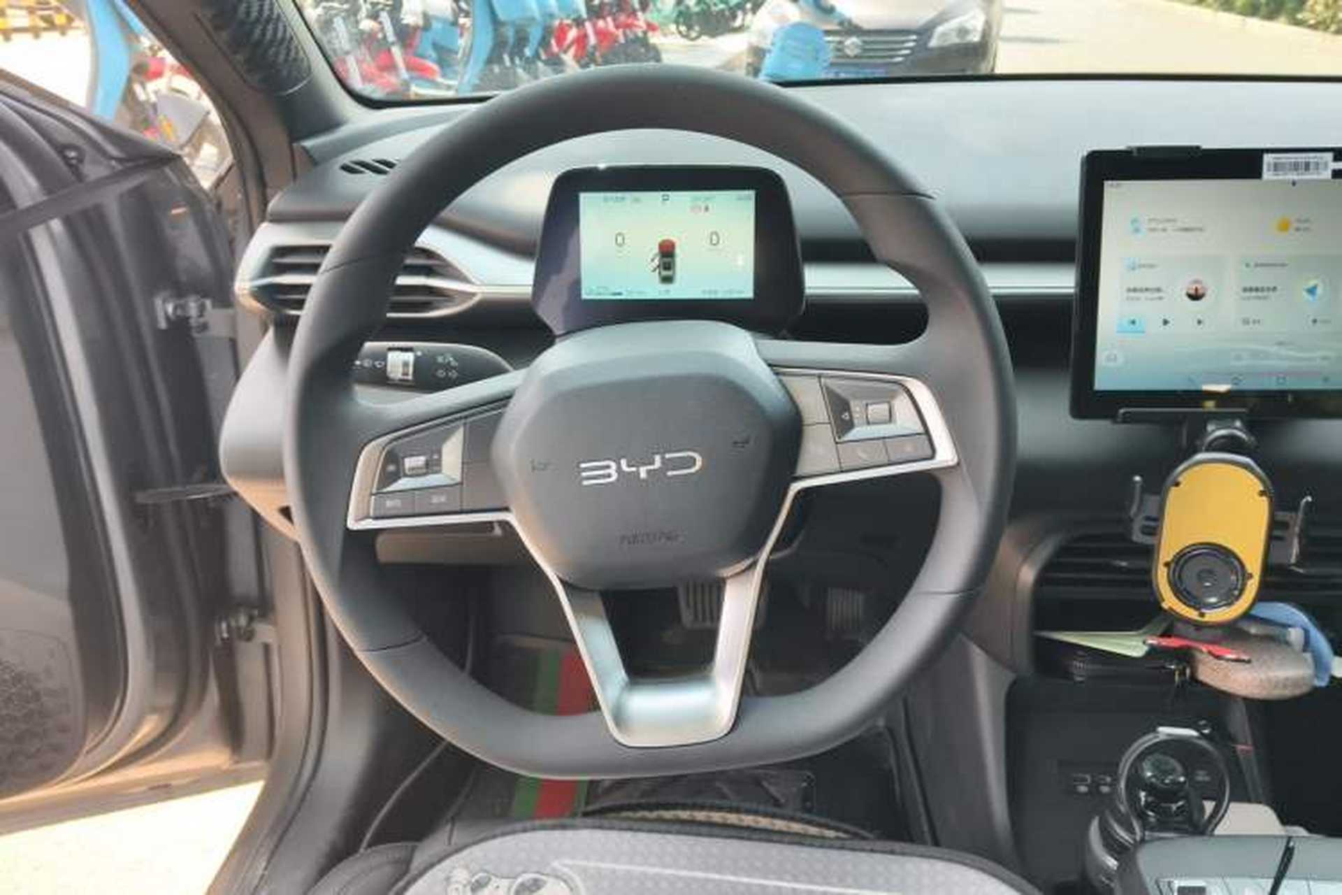 Used BYD e7 2025 Model 520 Smart Mobility Edition Steering Wheel