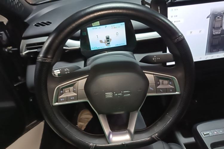 Used BYD e7 2025 Model 520 Smart Travel Edition Steering Wheel