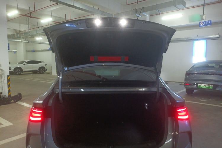 Used BYD e7 2025 Model 520 Smart Travel Edition Trunk