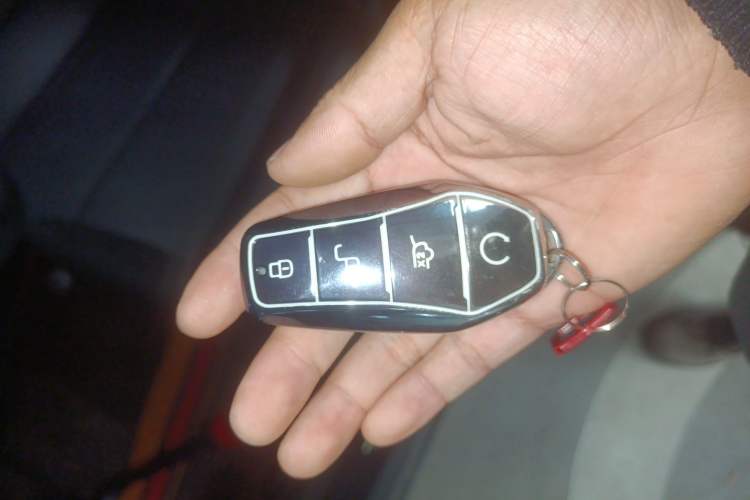 Used BYD e7 2025 Model 520 Smart Travel Edition Vehicle Key