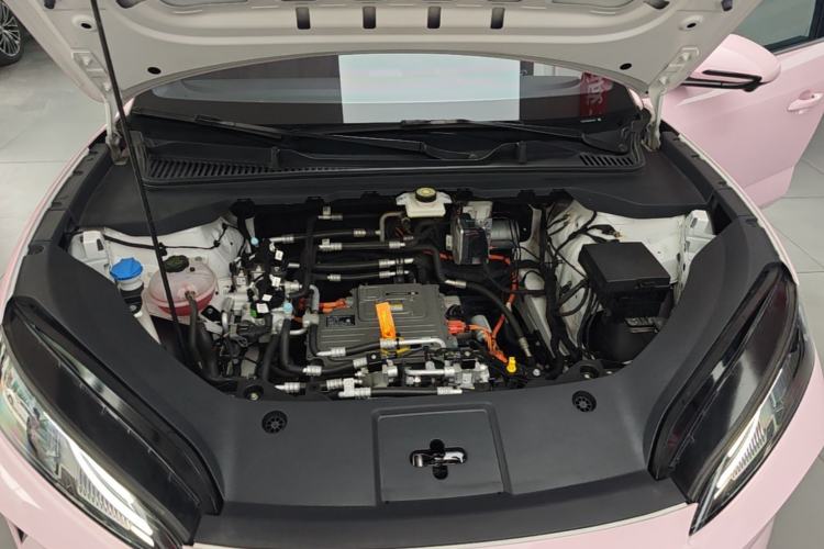 Used BYD e7 2025 Model 520 Smart Travel Edition Engine Bay