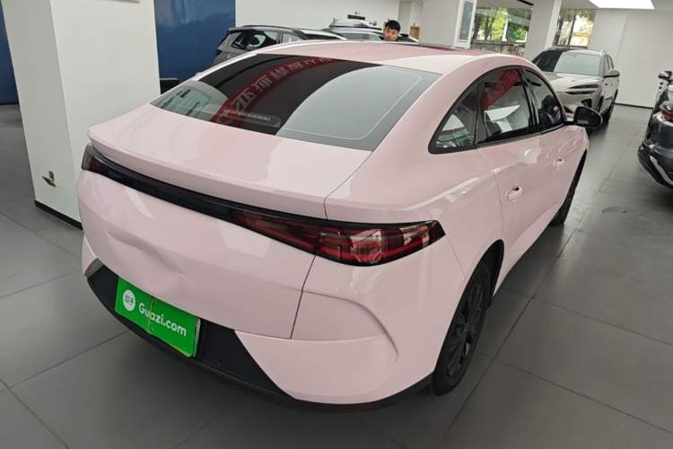 Used BYD e7 2025 Model 520 Smart Travel Edition Rear Right 45 Deg