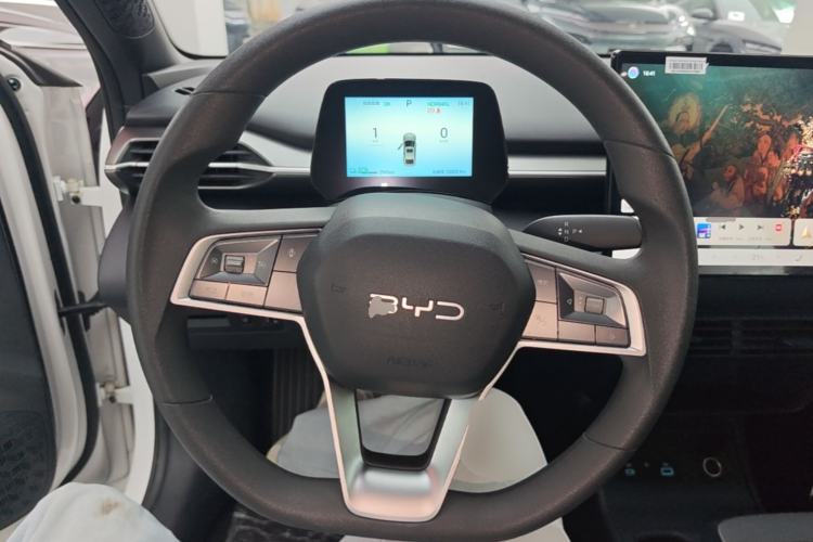 Used BYD e7 2025 Model 520 Smart Travel Edition Steering Wheel