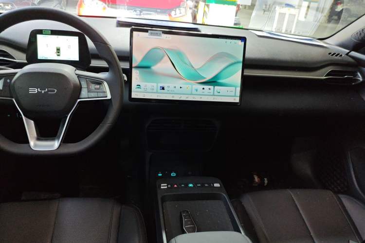 Used BYD e7 2025 Model 520 Smart Mobility Edition Audio And AC Panel