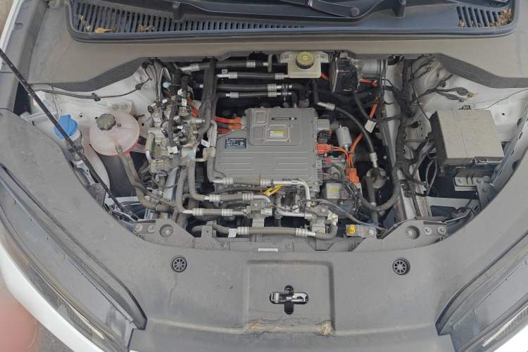 Used BYD e7 2025 Model 520 Smart Travel Edition Engine Bay