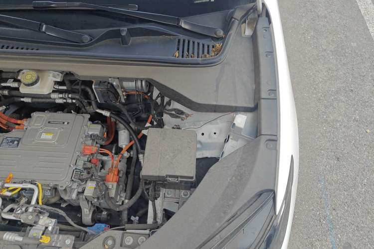 Used BYD e7 2025 Model 520 Smart Travel Edition Engine Bay Left