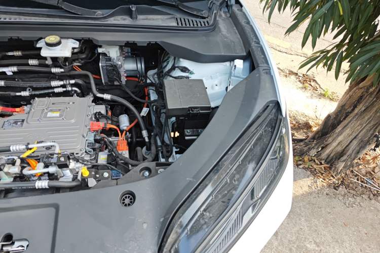 Used BYD e7 2025 Model 520 Smart Mobility Edition Engine Bay Left