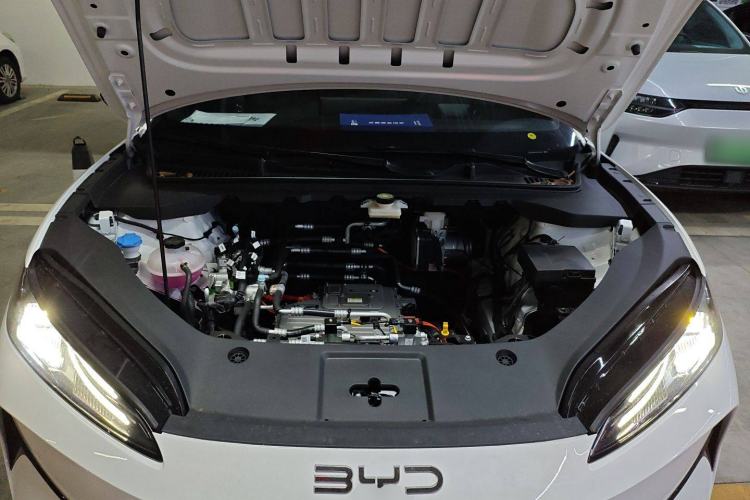 Used BYD e7 2025 Model 520 Smart Mobility Edition Engine Bay