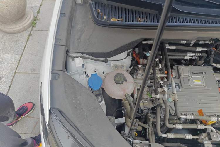 Used BYD e7 2025 Model 520 Smart Travel Edition Engine Bay Right