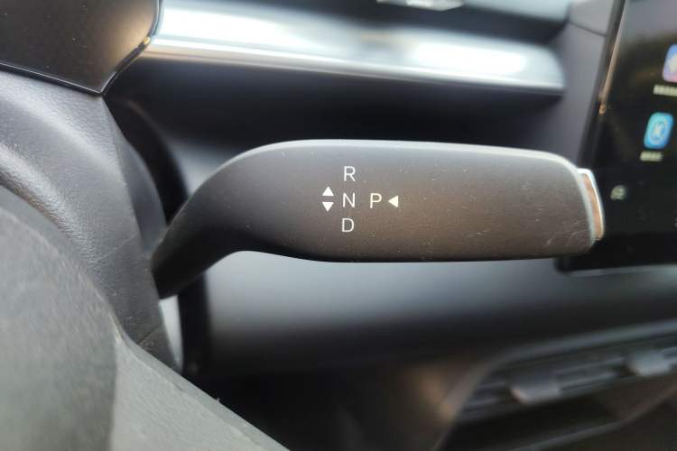 Used BYD e7 2025 Model 520 Smart Mobility Edition Gear Lever