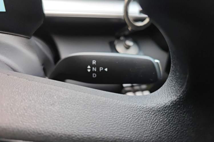 Used BYD e7 2025 Model 520 Smart Mobility Edition Gear Lever