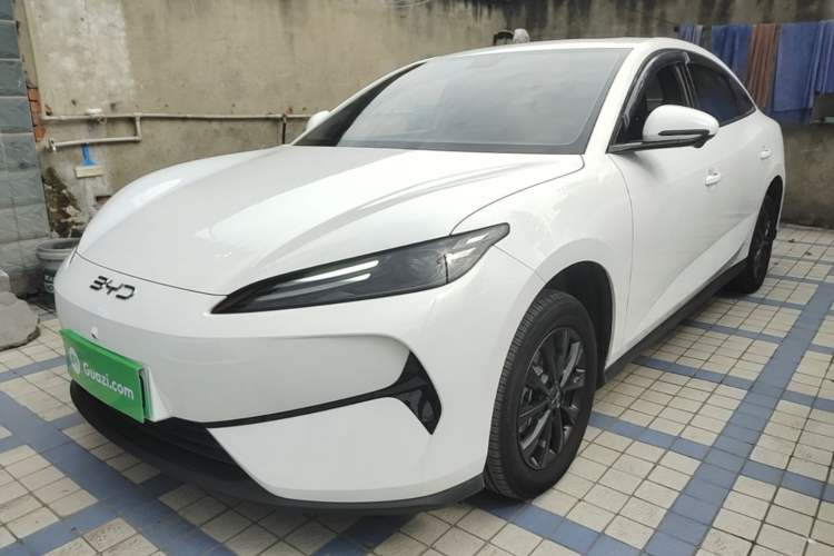 BYD e7 2025 Model 520 Smart Travel Edition - Chinese Trim 2025kuan520zhi Xing Ban