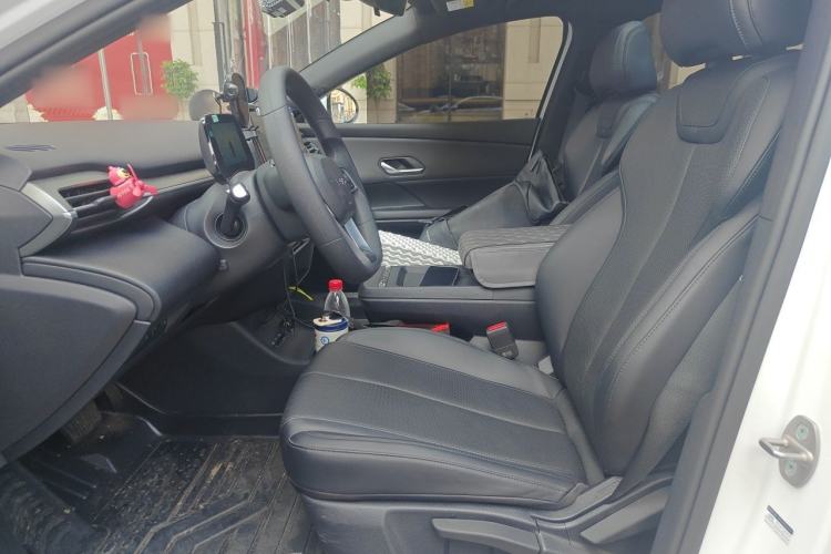 Used BYD e7 2025 Model 520 Smart Travel Edition Left Front Seat