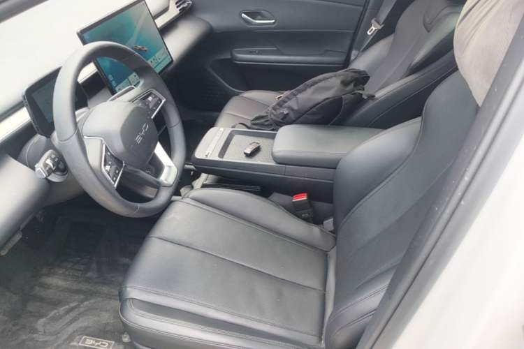 Used BYD e7 2025 Model 520 Smart Travel Edition Left Front Seat