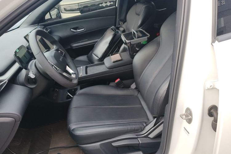 Used BYD e7 2025 Model 520 Smart Travel Edition Left Front Seat