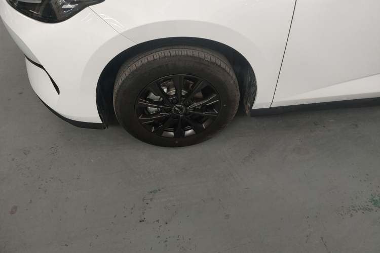 Used BYD e7 2025 Model 450 Smart Mobility Edition Left Front Wheel Hub
