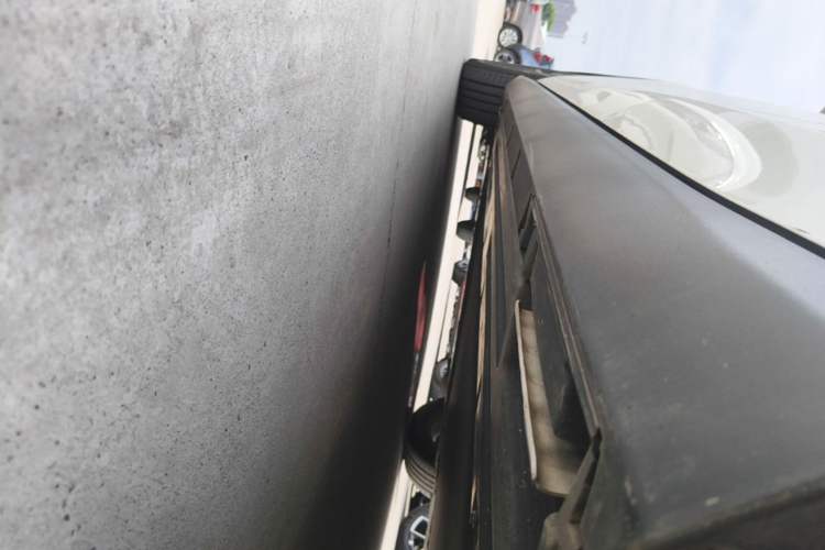 Used BYD e7 2025 Model 520 Smart Travel Edition Left Side Sill
