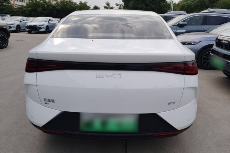 Used BYD e7 2025 Model 520 Smart Travel Edition Rear