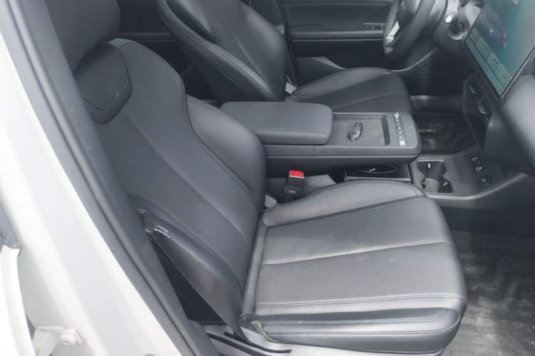 Used BYD e7 2025 Model 520 Smart Travel Edition Right Front Seat