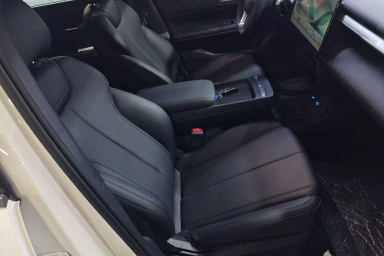 Used BYD e7 2025 Model 520 Smart Mobility Edition Right Front Seat