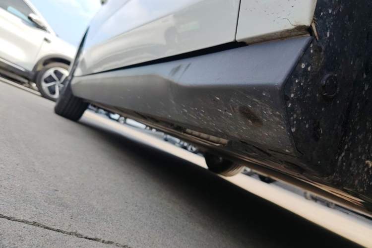 Used BYD e7 2025 Model 520 Smart Travel Edition Right Side Sill