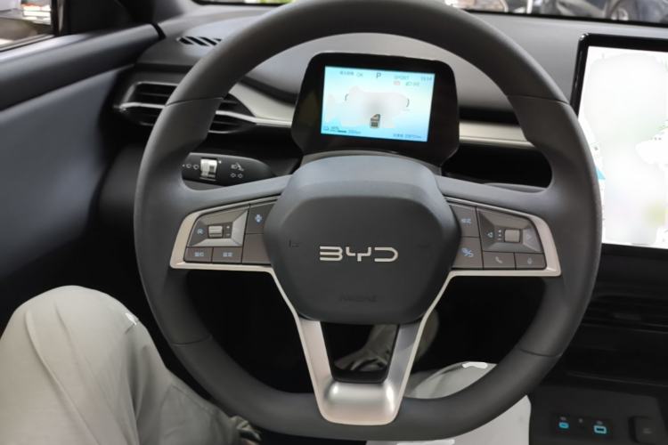 Used BYD e7 2025 Model 520 Smart Travel Edition Steering Wheel