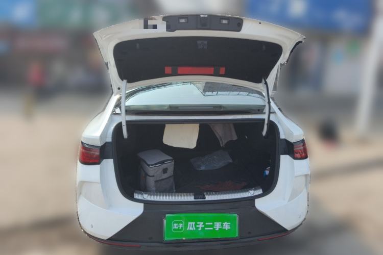 Used BYD e7 2025 Model 520 Smart Travel Edition Trunk