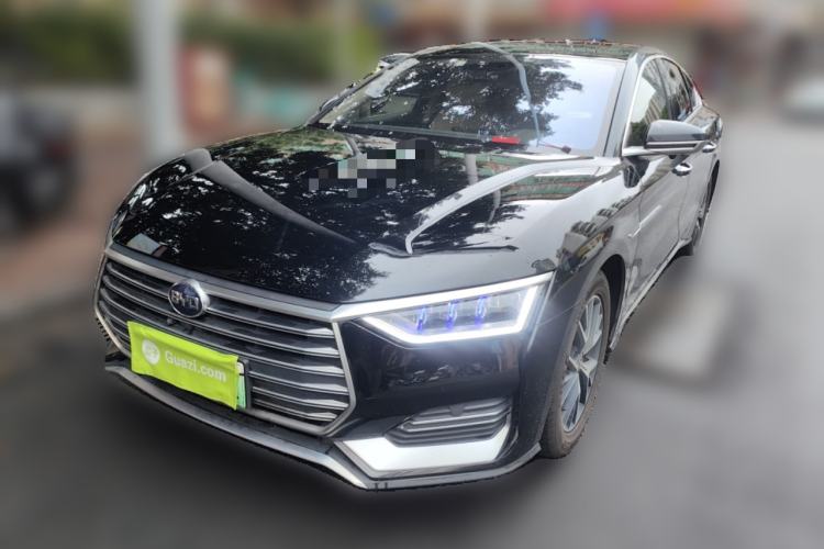 Used BYD e9 2021 Business Edition