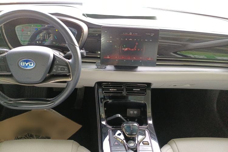 Used BYD e9 2021 Business Edition Audio And AC Panel