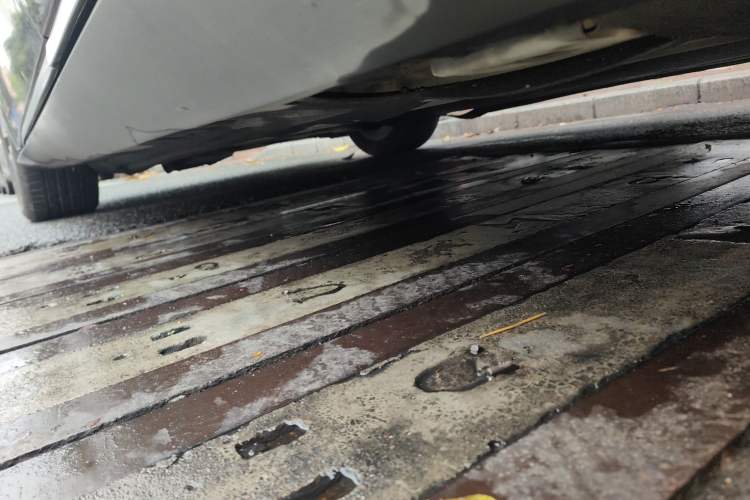 Used BYD e9 2021 Business Edition Chassis Rear Left
